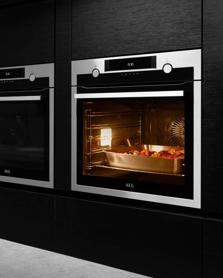 6000 SurroundCook oven 